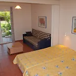 Hotel apartamentowy Inglessata Rose