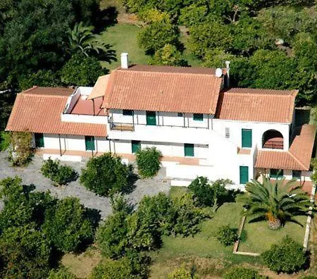 아파트호텔 Inglessata Rose 스보로나타