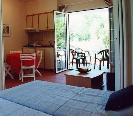 Inglessata Rose Апарт-отель